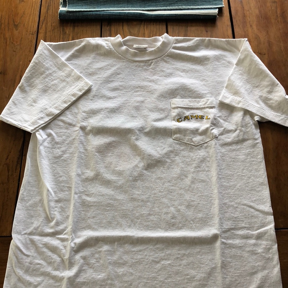 Men’s Joe camel t shirt